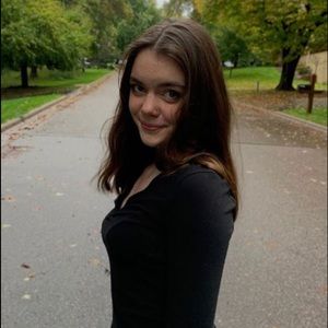 Meet your Posher, Anna